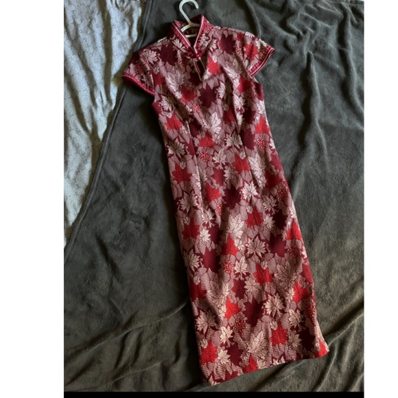 Red Embroidered Floral Qipao – Traditional Chinese Cheongsam Dress - Picture 1 of 5